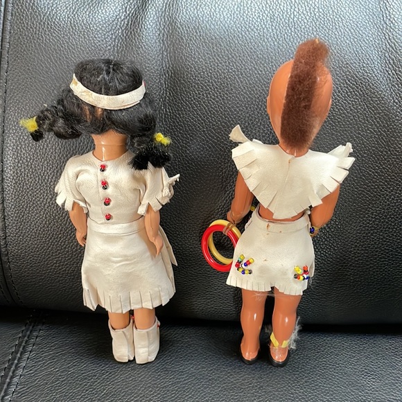 Vintage Boy and Girl Indian Dolls - Picture 4 of 11
